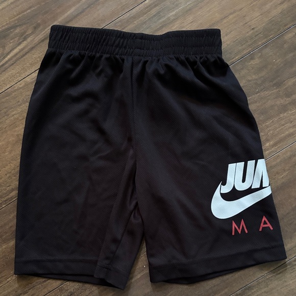 Nike Jordan Black Jumpman Shorts - Picture 1 of 5